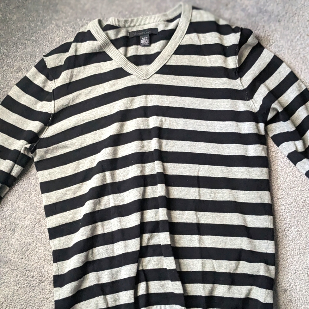 Kenneth Cole V-Neck Sweater